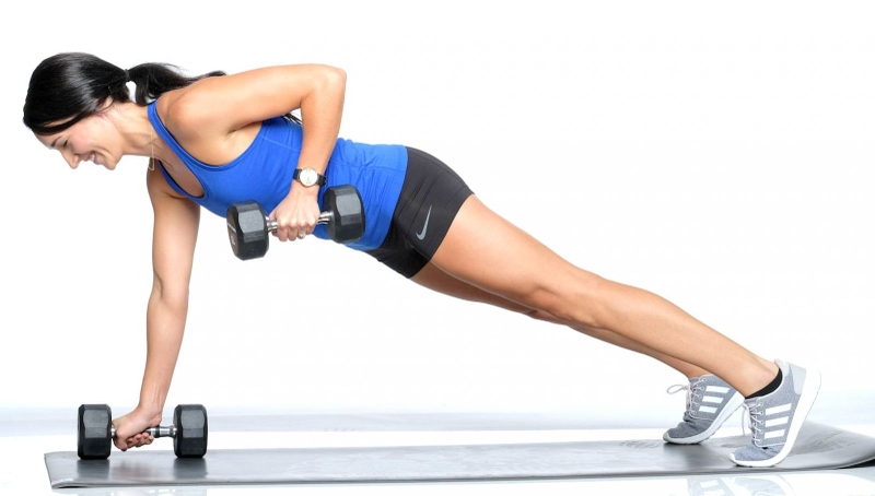 Hướng dẫn một số bài tập xô với tạ đơn hiệu quả2