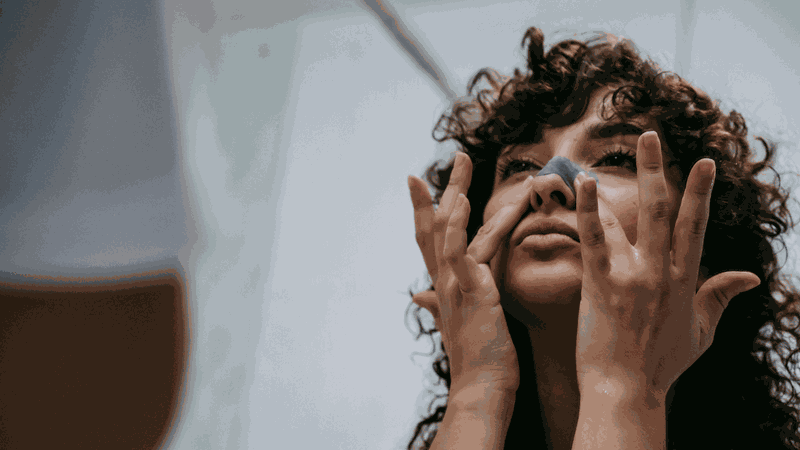 Hướng dẫn nặn mụn đầu đen ở mũi đúng cách tại nhà 4