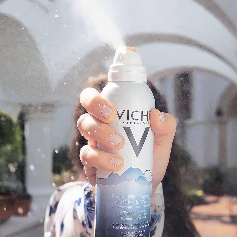 Hướng dẫn xử lý khi xịt khoáng Vichy bị tắc 2