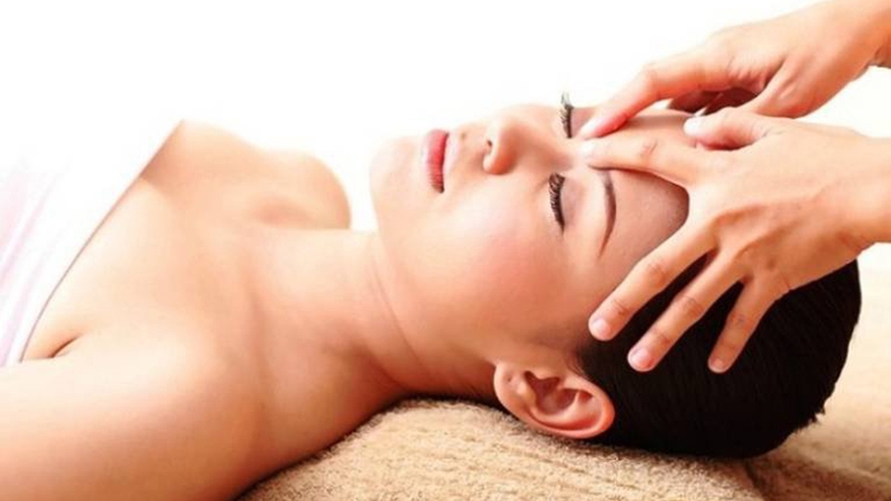 Huyệt Huyền Lư có những tác dụng gì trong cơ thể người?