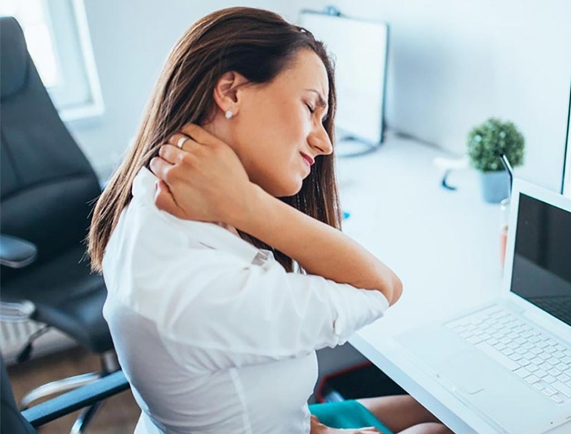 Huyệt lạc chẩm trị đau vai gáy và một số lưu ý khi tác động vào huyệt 2