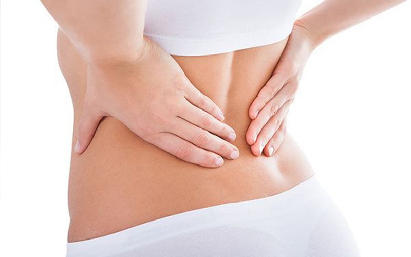 Huyệt mệnh môn hỗ trợ điều trị tình trạng đau mỏi thắt lưng, gai cột sống,...