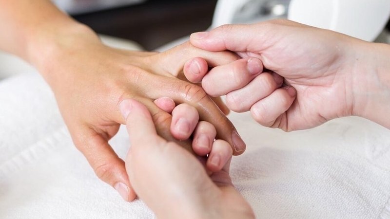 Huyệt trung xung là gì? Vai trò của huyệt trung xung? 2