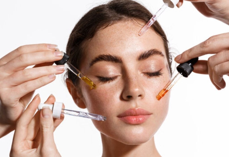 Hyaluronic acid có tác dụng với làn da trong việc dưỡng ẩm chống lão hóa