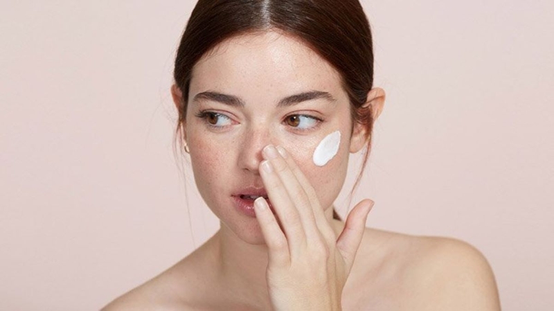 Hydroquinone là gì? Công dụng của hydroquinone trong chăm sóc da 2