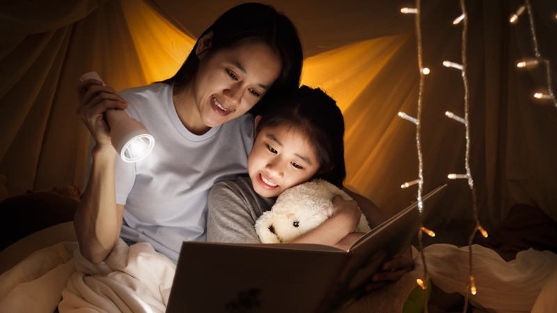 Kể chuyện cho bé ngủ: Lợi ích, cách thực hiện và gợi ý truyện hay cho bé 4