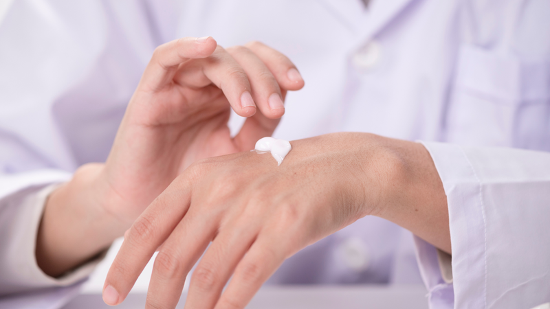 Kem bôi da Fucidin có chứa Corticoid không? Lưu ý khi sử dụng Fucidin 3