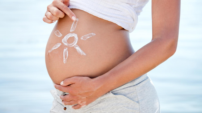 Kem chống nắng cho mẹ bầu cần được lựa chọn phù hợp với tình trạng da