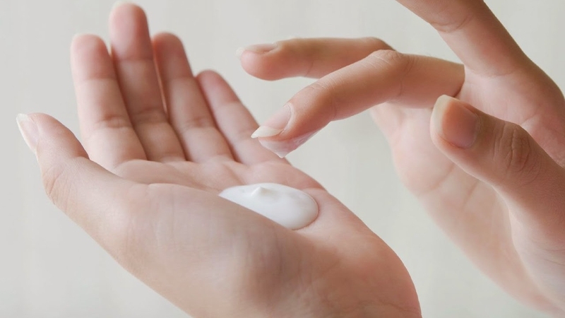 Hiệu quả của kem chống nắng phụ thuộc vào việc thoa đủ lượng và đều trên da