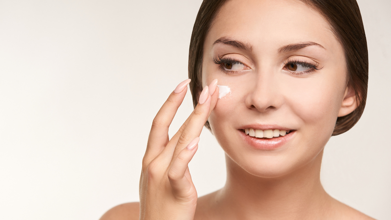 Kem chống nắng Skin Aqua nắp vàng dành cho da gì?
