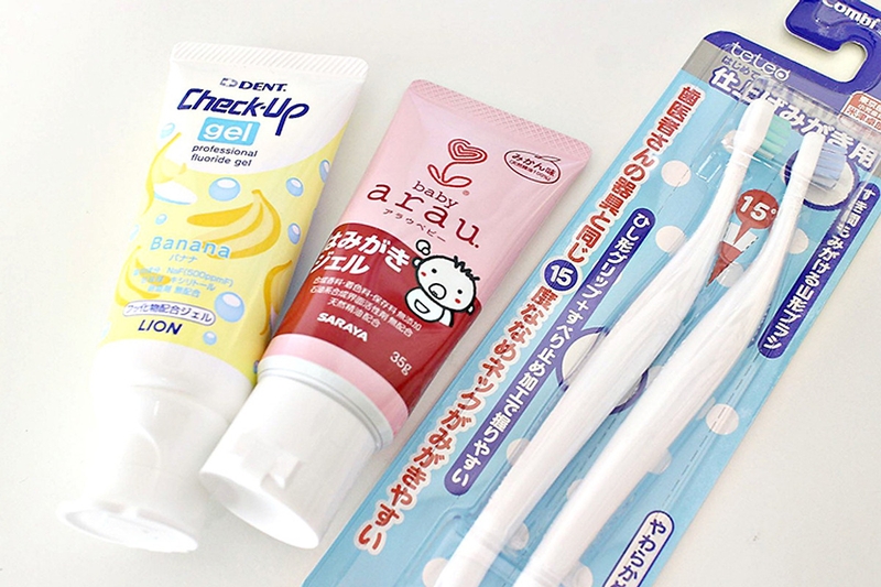 Kem đánh răng không chứa flour cho bé Arau Baby