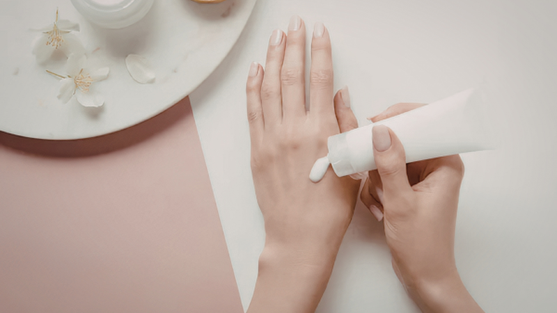 Kem dưỡng B5 phù hợp với làn da khô và hỗn hợp thiên khô