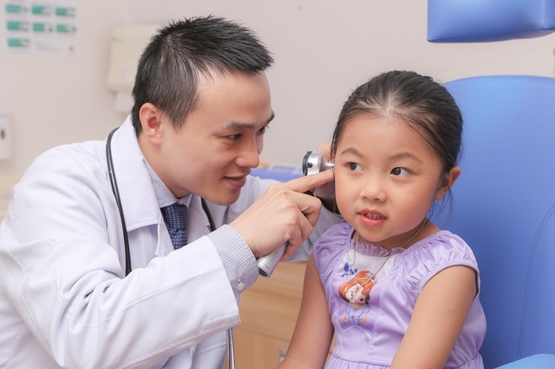 Nhai kẹo cao su Xylitol giảm tỷ lệ viêm tai giữa