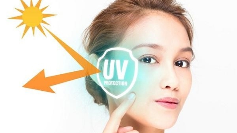 Kết hợp vitamin C và kem chống nắng – Bí quyết làm đẹp da 2