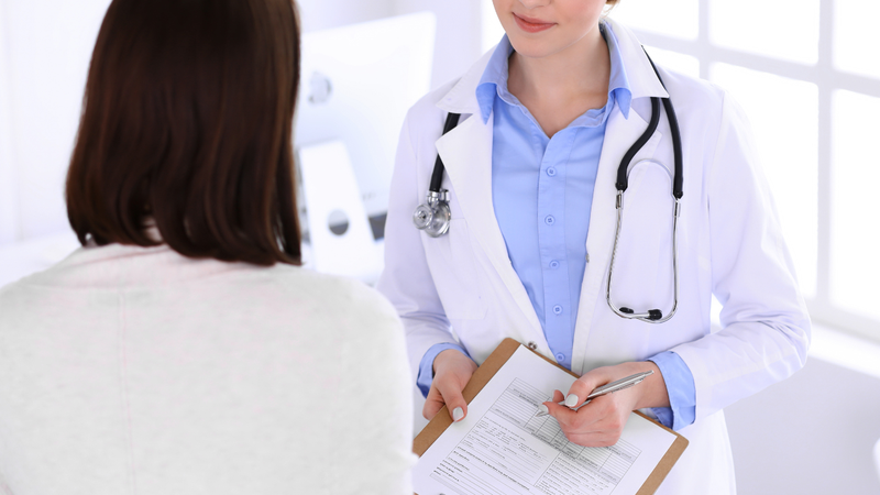 Khám cận lâm sàng là các xét nghiệm và kỹ thuật y học được thực hiện nhằm hỗ trợ bác sĩ trong quá trình chẩn đoán