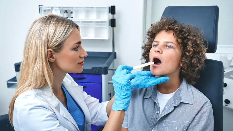 kham-hong-gom-nhung-quy-trinh-gi-vi-sao-phai-kham-hong-dinh-ky 1