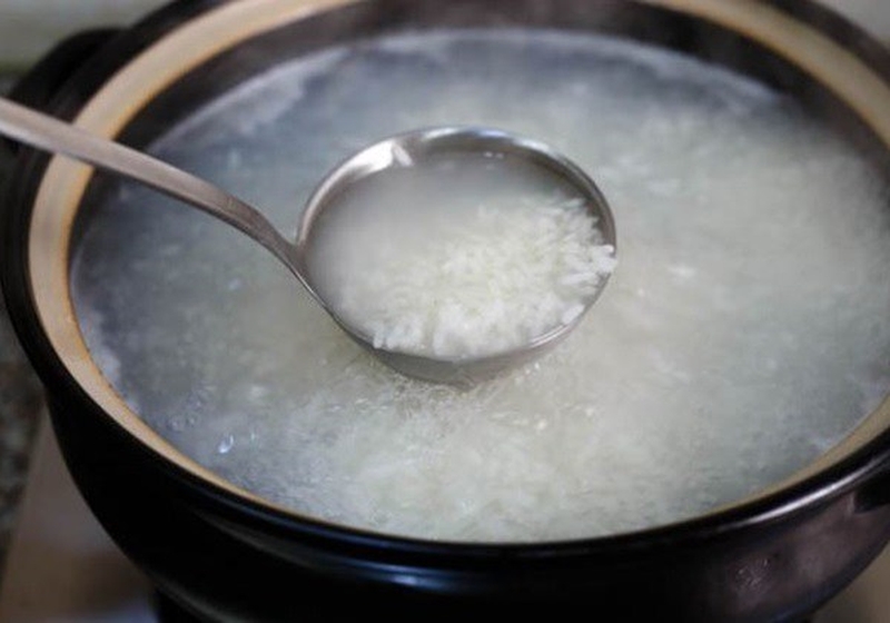 Khám phá ngay cách nấu cháo rây cho bé tập ăn dặm cực đơn giản 1