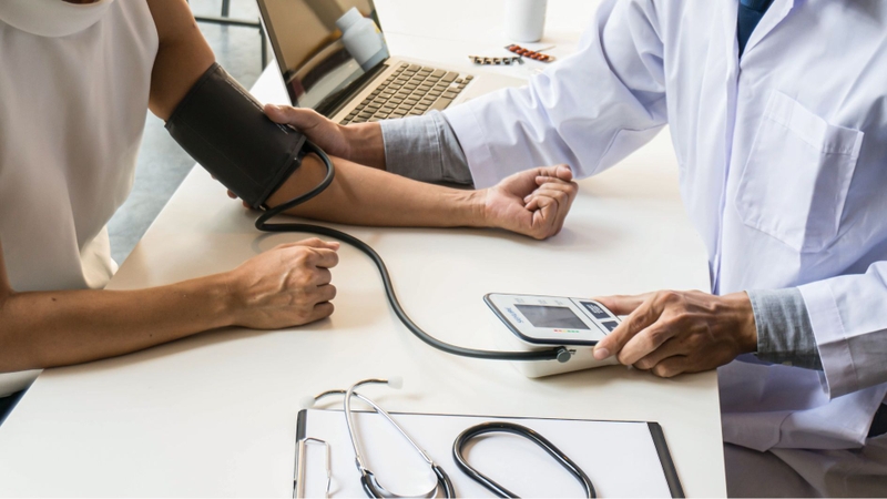 Khám tiền hôn nhân nữ bao gồm khám sức khỏe tổng quát