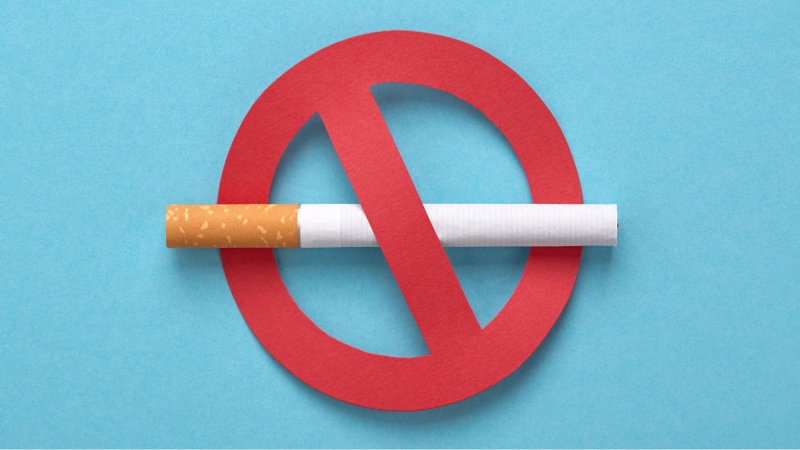 Tránh thuốc lá giúp giảm kích ứng thanh quản và bảo vệ dây thanh âm hiệu quả