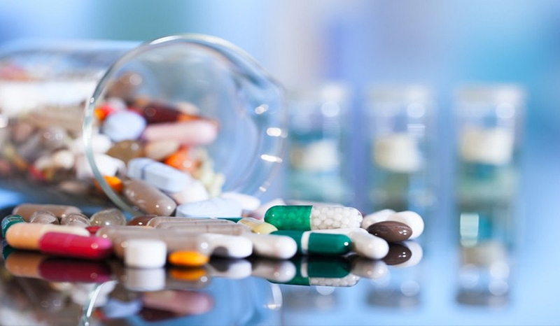 Những điều mẹ nên biết trước khi dùng kháng sinh trị viêm họng trẻ em 1