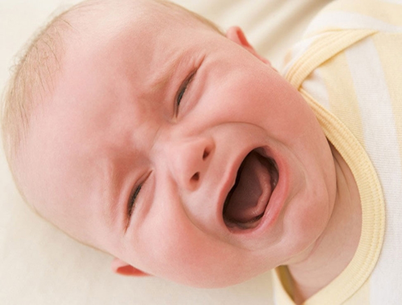 nguyen-nhan-dan-den-tinh-trang-tre-bi-kho-mieng-va-cach-xu-ly-3