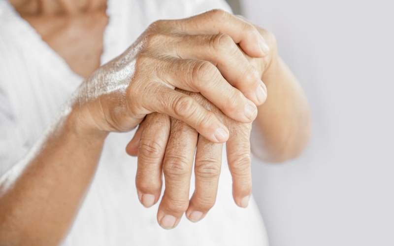 Khô khớp ngón tay: Nguyên nhân, triệu chứng, cách điều trị hiệu quả 1