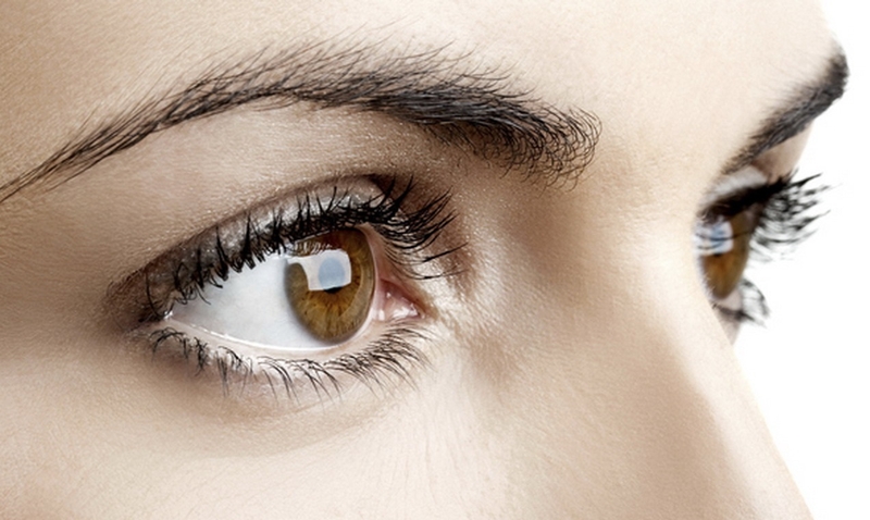 Khô mắt lâu ngày có nguy hiểm không 1