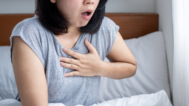 Khó thở, tê bì chân tay là bệnh gì?