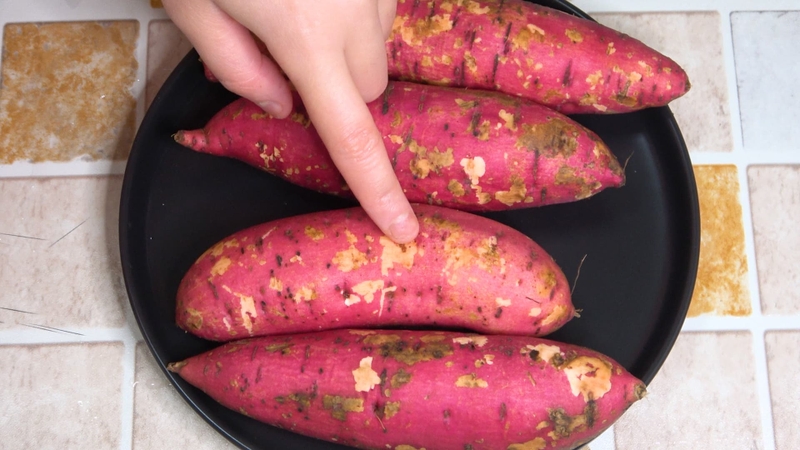 Khoai lang bị mốc có ăn được không? Ăn khoai lang mỗi ngày có tốt không? 4