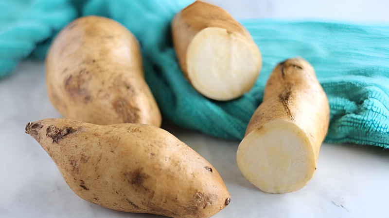 khoai-lang-trang-bao-nhieu-calo-loi-ich-cua-khoai-lang-trang-doi-voi-suc-khoe 1
