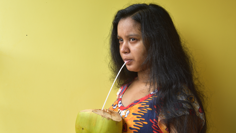 Không có bằng chứng khoa học nào chứng minh được rằng quan hệ xong uống nước dừa giúp tránh thai