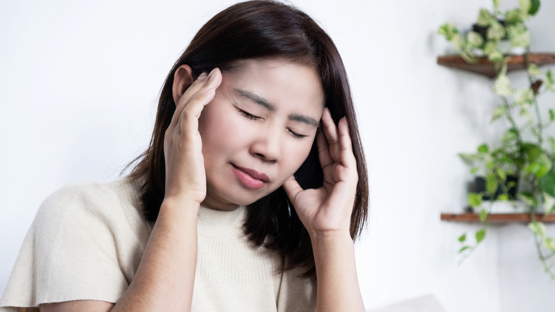 Vã mồ hôi lạnh, run rẩy, chóng mặt