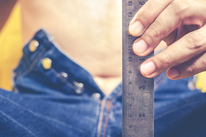 Ngoài kích thước dương vật chuẩn, sức khoẻ tinh trùng là yếu tố đánh giá dương vật khoẻ mạnh