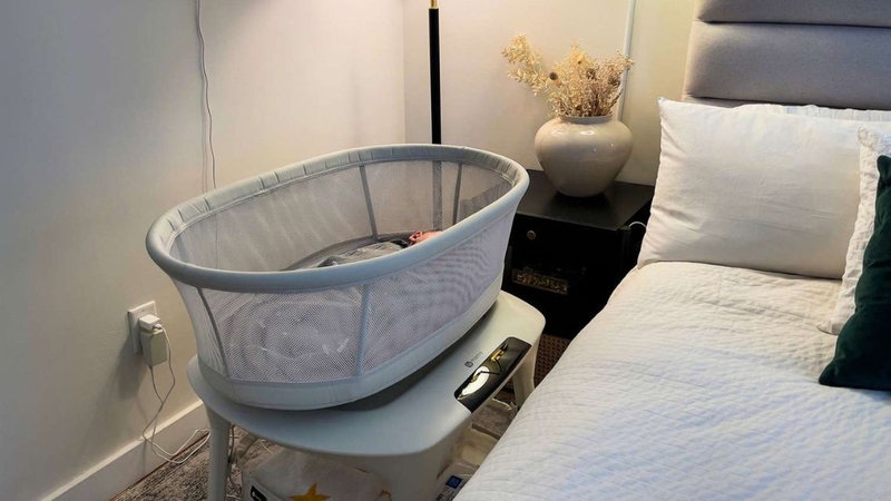 Cha mẹ nên chọn mua nôi của thương hiệu uy tín, để đảm bảo an toàn