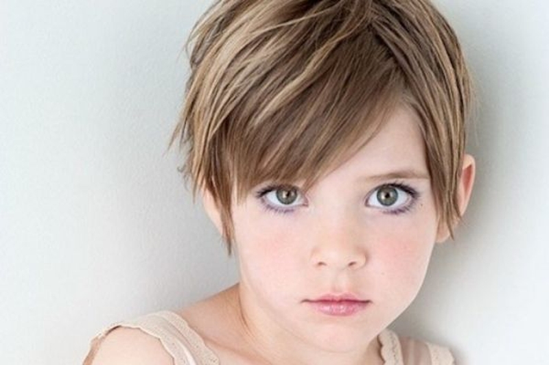 Tổng hợp các kiểu tóc cho bé gái xinh xắn cho các mẹ tha hồ lựa chọn5