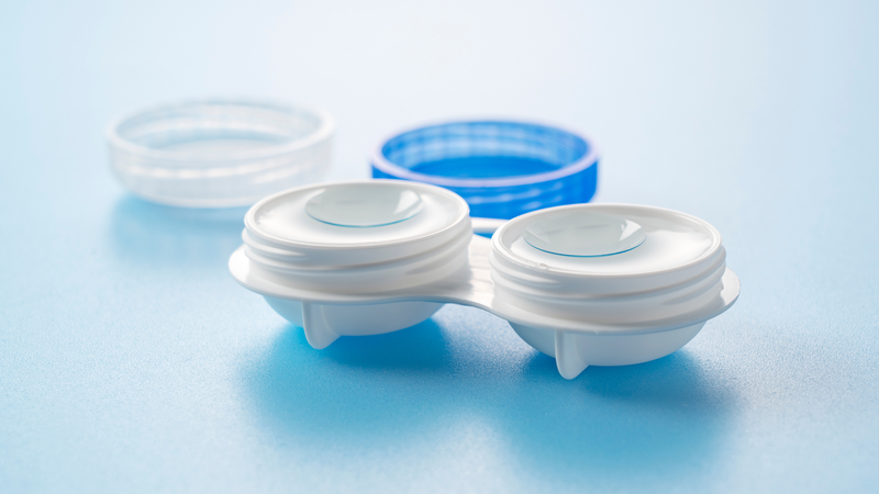 Kính áp tròng silicone hydrogel giúp tăng khả năng truyền oxy đến giác mạc