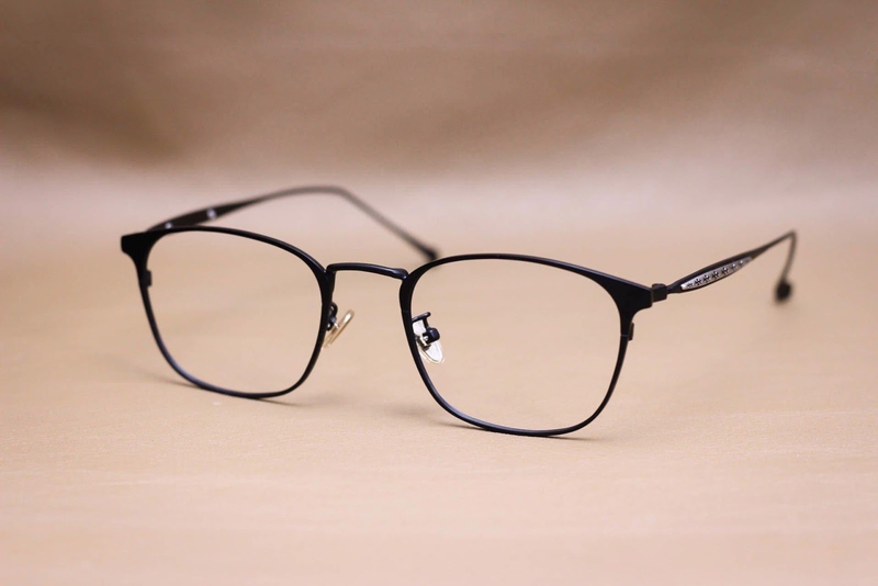 Cận thị có nên đeo kính thường xuyên 1