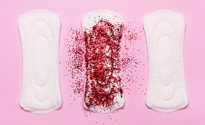 kinh nguyệt có mùi hôi có bị sao không