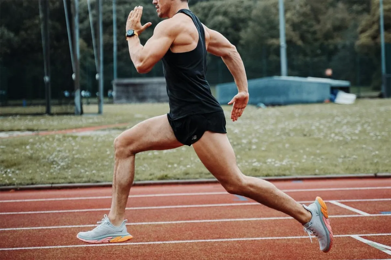 Kỹ thuật xuất phát cao đúng cách ai cũng cần biết 2