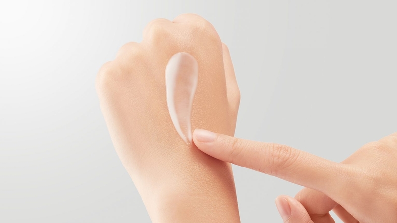 Làm cách nào để chọn kem dưỡng da tay chống lão hóa tốt nhất?