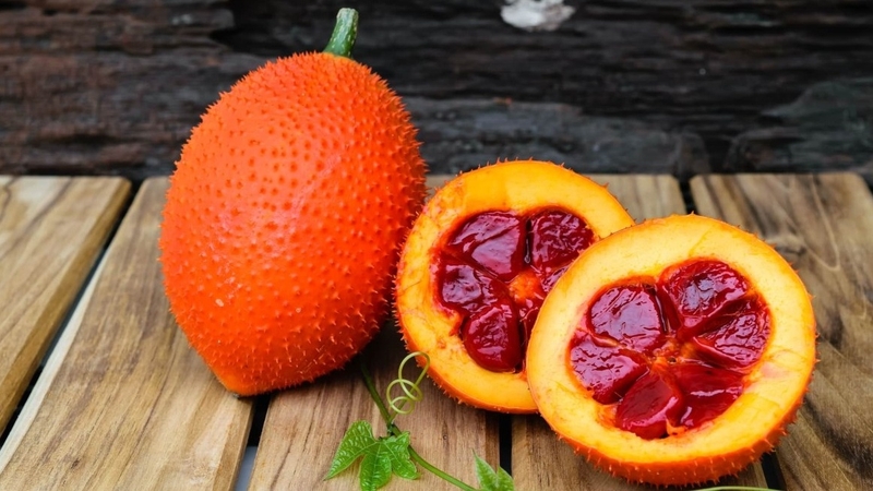 Bí quyết làm đẹp bằng gấc tươi 1