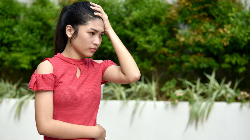 Suy giảm trí nhớ và kém tập trung là một trong những dấu hiệu cần lưu ý