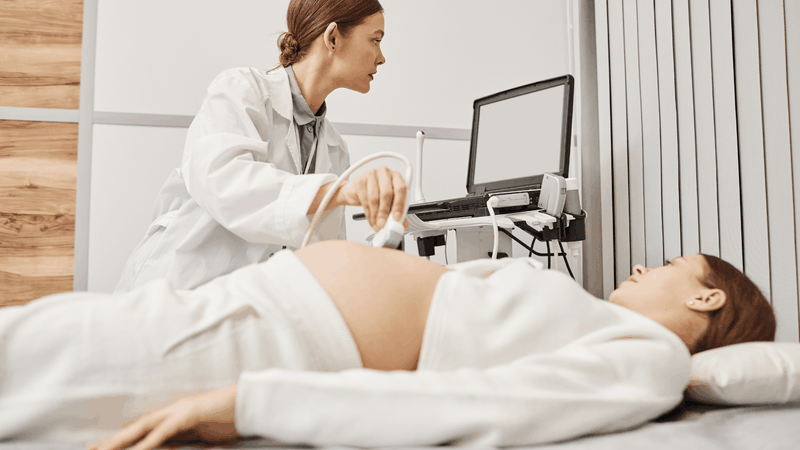 Lịch khám thai IVF và khám thai kỳ tự nhiên tương đối giống nhau ở các mốc thời gian