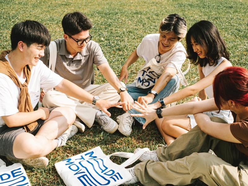 Làm sao để hòa đồng với mọi người 1