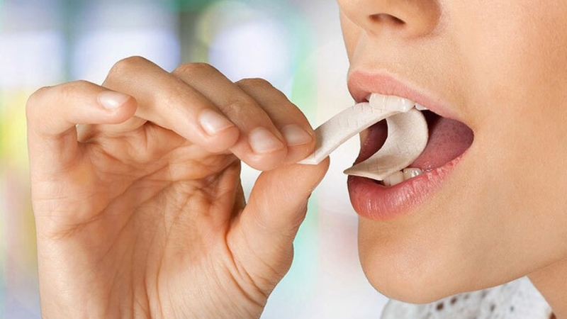 Làm sao để loại bỏ mùi tỏi trong hơi thở? 3