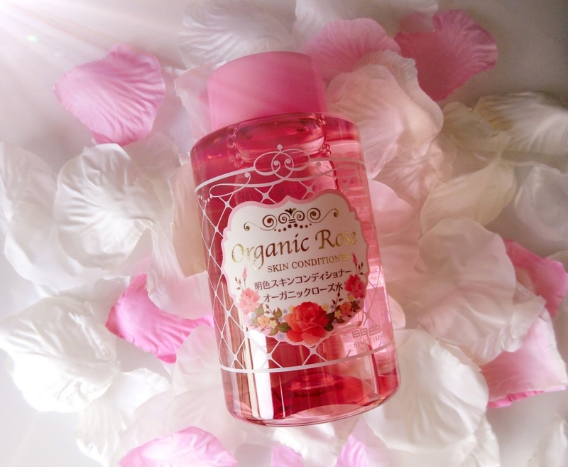 Làm sao lựa chọn nước hoa hồng cho da dầu đúng chuẩn