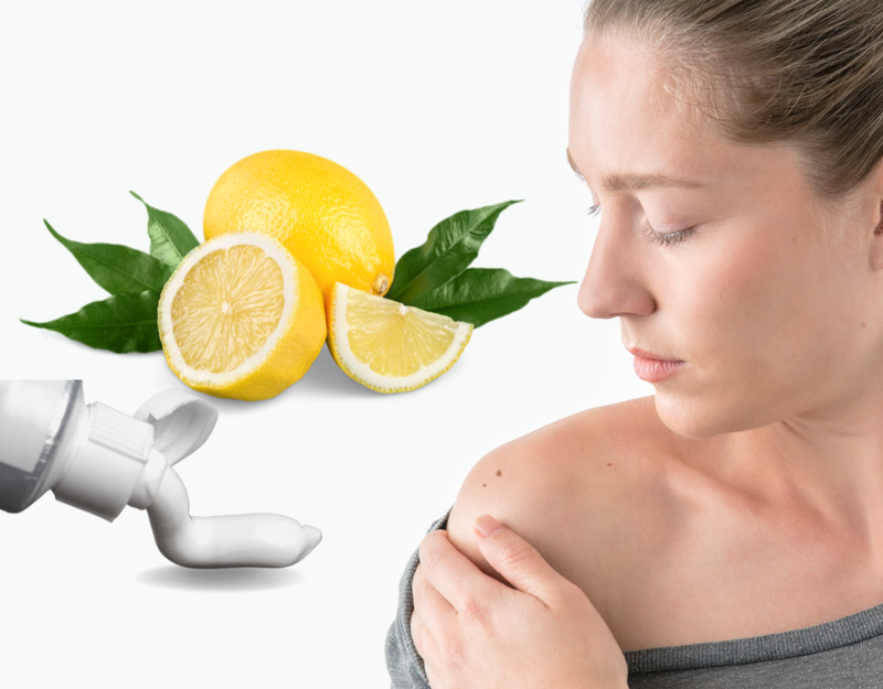 Tẩy nốt ruồi bằng kem đánh răng và chanh