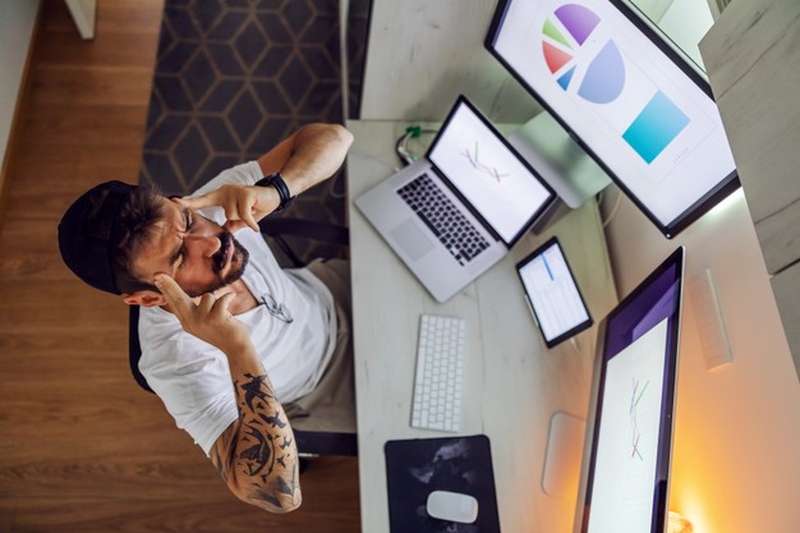 Làm việc quá sức làm bạn bị suy nhược thần kinh - điều này ảnh hưởng không tốt đến sức khoẻ bạn