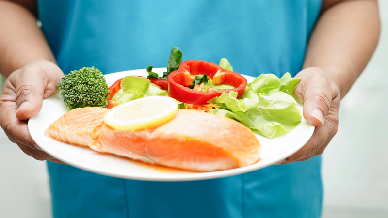 Làm thế nào để kiểm soát tác dụng phụ của hóa trị ung thư trong quá trình điều trị? 3