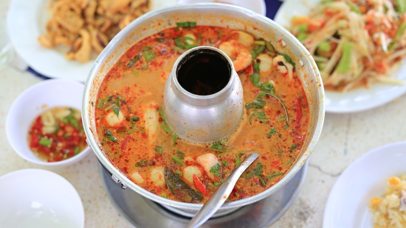 Lẩu Thái bao nhiêu calo? Cách kiểm soát calo khi ăn lẩu Thái 3